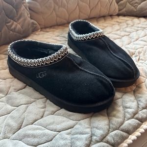 UGG Tasman Slippers Black Size 9